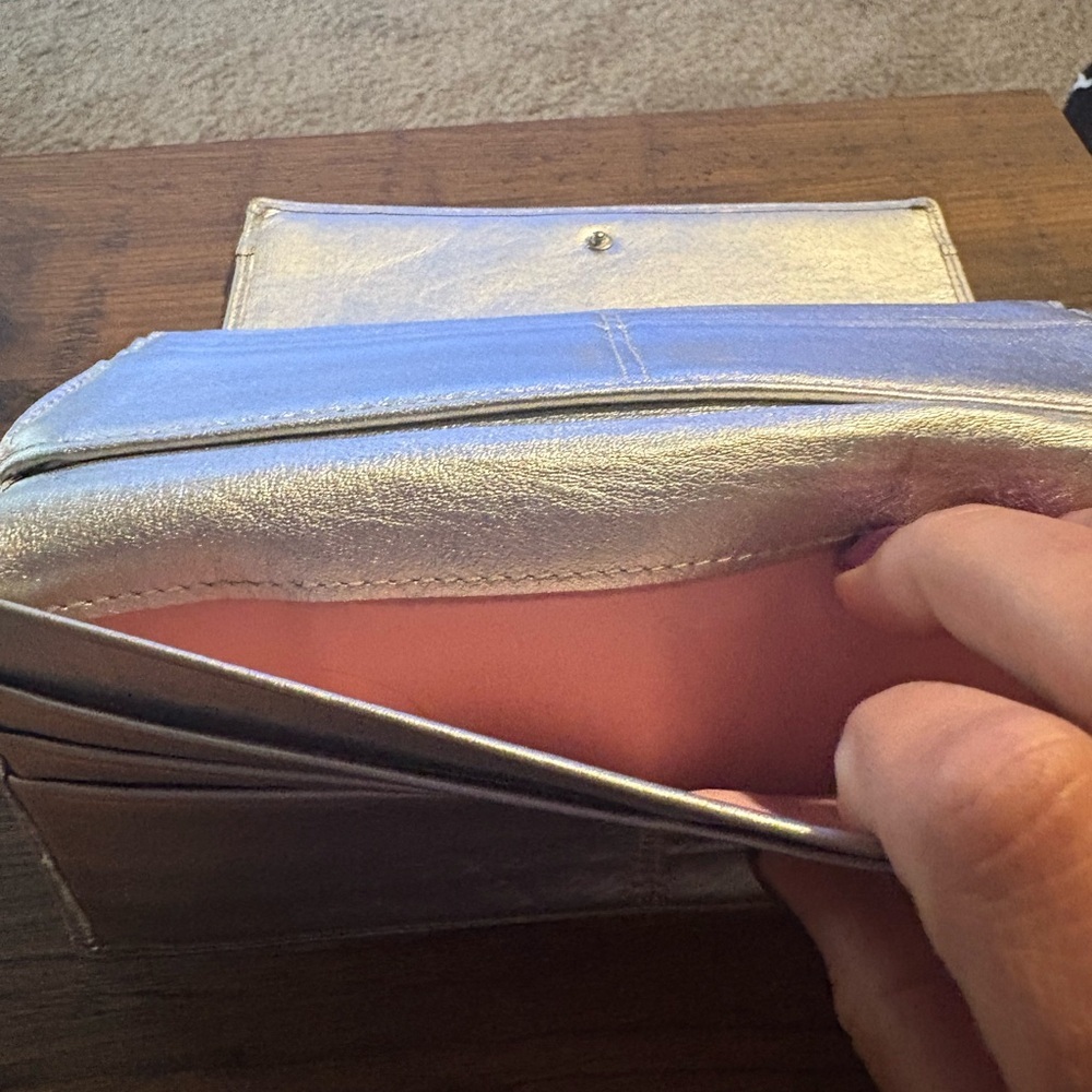 Coach Y2K silver metallic vintage wallet tri fold pink liner - Picture 11 of 13